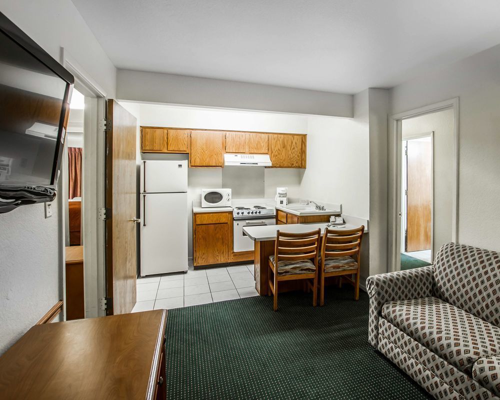 American Inn & Suites Mesa Exterior photo